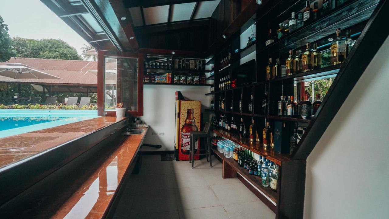 Point 303 Resort General Luna  Ngoại thất bức ảnh